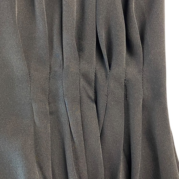 TRINA TURK Asymmetric Sleeveless Silk Top Tunic in Black Size S - Picture 2 of 5